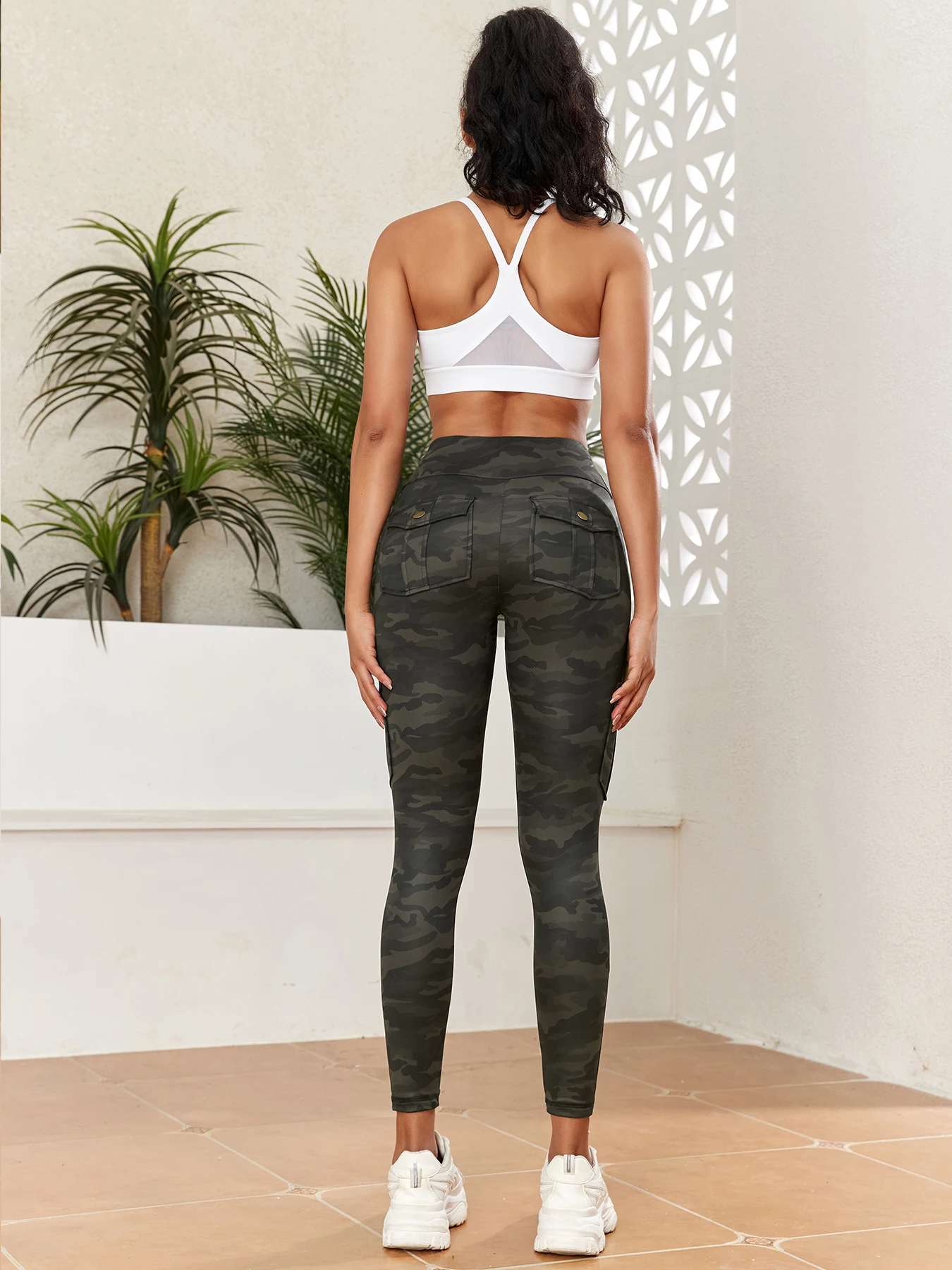 2025 Women's High-Waisted Camo Leggings - Pocketed Fitness Pants for Running, Gym, and Outdoor Sports 2025 Women's High-Waisted Camo Leggings - Pocketed Fitness Pants for Running, Gym, and Outdoor Sports