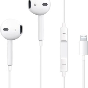 Apple Plug N Play EarPods Headphones with Lightning Connector, Wired Ear Buds for iPhone with Built-in Remote to Control Music, Phone Calls, and Volume